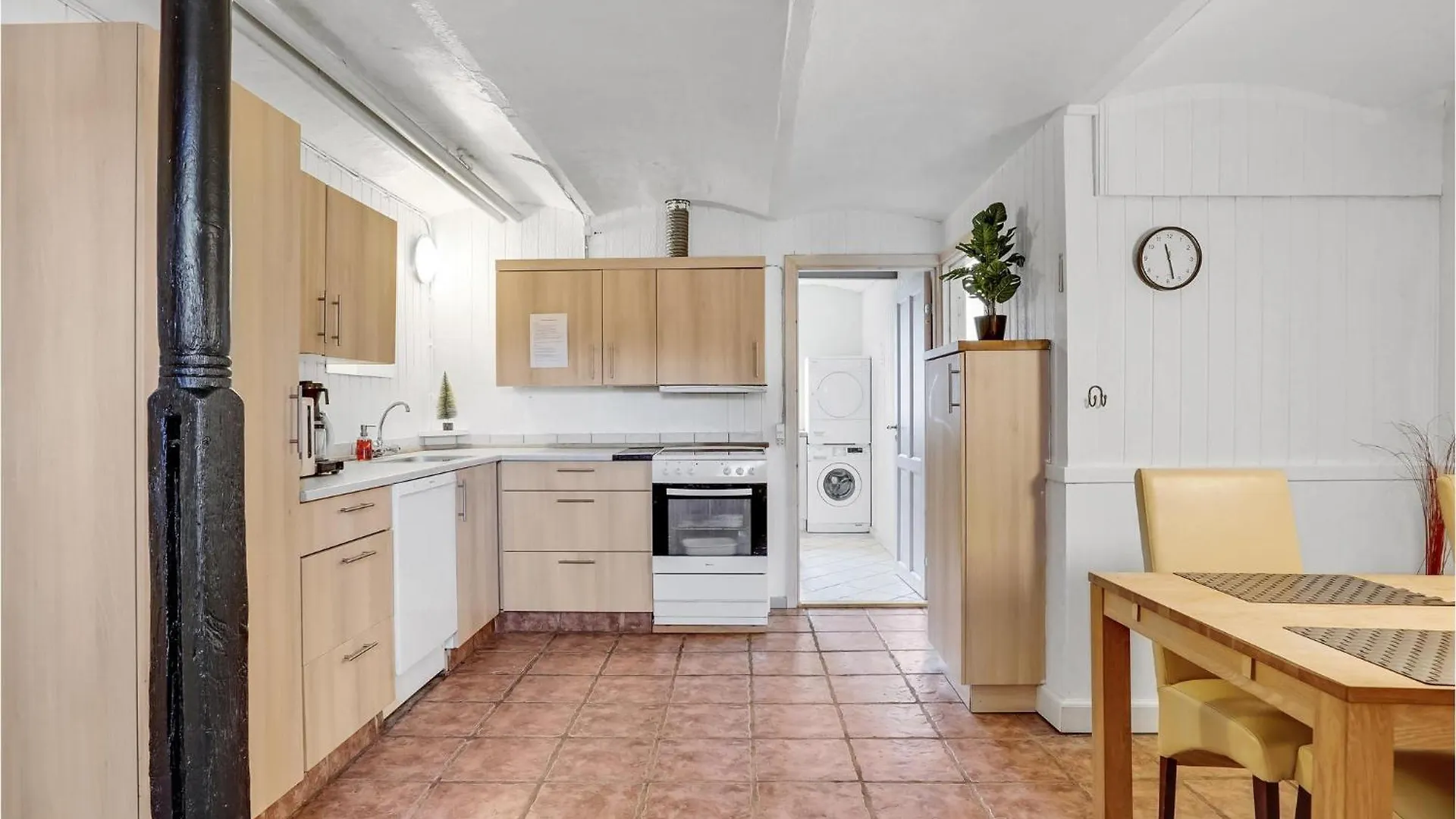 Gorgeous Apartment In Esbjerg V With Wifi