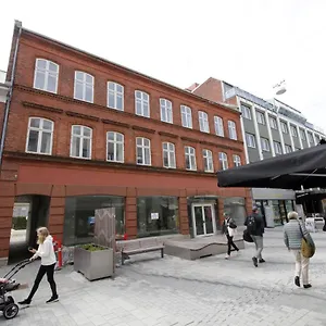 Kongensgade 32. 1 Floor To The Right Lejlighed